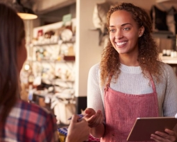 Consejos para construír relaciones a largo plazo con sus clientes